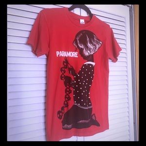 Paramore T-shirt❤️🖤LIKE NEW/EUC
